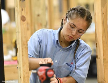 SKillsUSA contestant working.